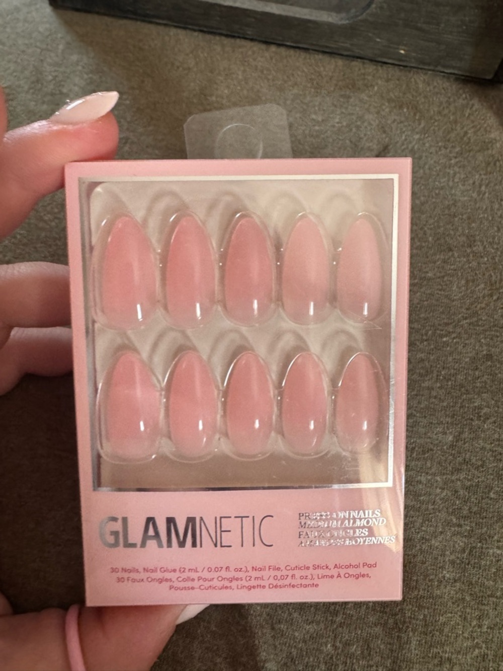 Glamnetic cloud 9 press on nails NIB